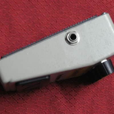 used vintage (1981) DOD 575 Flanger (ANALOG Flanger) Performer Series, MISSING battery cover (tannish gray casing with yellow graphic / yellow knob tops) + battery, strings, extra battery clips, & extra foam (NO box, NO paperwork, NO adaptor) image 9