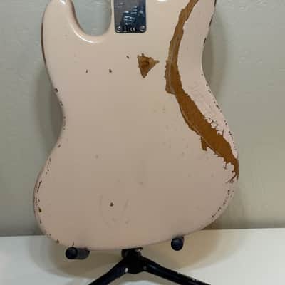 2018 Fender Flea Jazz Bass Road Worn Shell Pink - Mint Condition + G&G Hardshell Case image 12