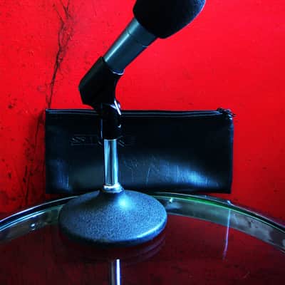 Vintage 1980's Shure BETA 57 Supercardioid Dynamic Microphone Low Z w accessories SM57 Guns & Roses image 1