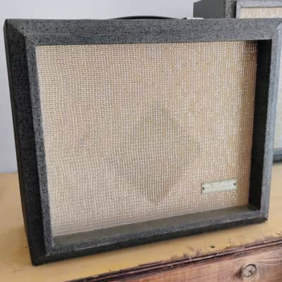 Silvertone Model 1481 - 5-Watt 1x8 Guitar Combo - 1963 - 1968 - Diamond Cut Speaker Hole - Gray Leatherette - Local Pickup Only image 6