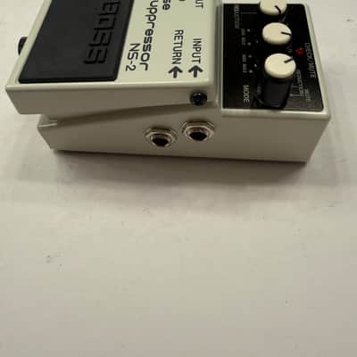 Boss Roland NS-2 Noise Suppressor Gate Guitar Effect Pedal + Box image 5