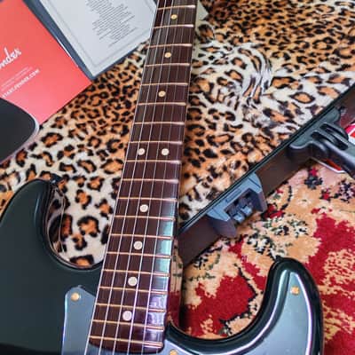 *NEW IN BOX* 2026 Fender Japan Artist Series Limited Ken Stratocaster Dodome, L'Arc-en-Ciel 35th Anniversary, Made on Order Only, Fender Flagship Tokyo Store Exclusive Model 🔥 image 6