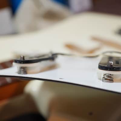 Fender Japan JV Stratocaster ST62-65 LH (1983) MIJ Fujigen – Vintage White, Left-Handed image 25