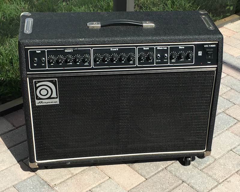 Ampeg VH 140C 2 X 12 Combo Amp image 1