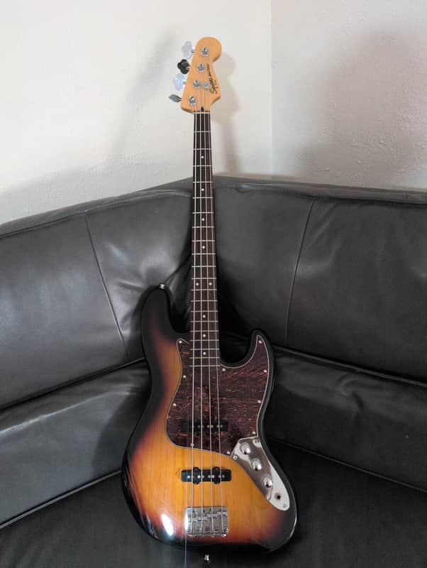 Squier Vintage Modified Jazz Bass | Reverb