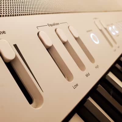 CERTIFIED!!! ROLAND FP90X WHITE STAGE/HOME PIANO SERVICED IN AMAZING CONDITION!!! image 14