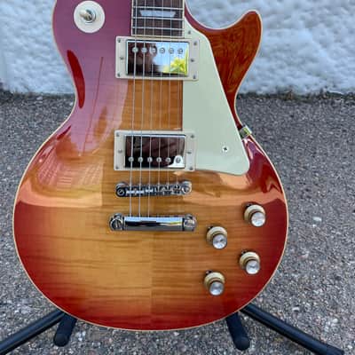 Epiphone Les Paul Standard 60s Figured Top 2024 - Heritage Cherry Sunburst image 1