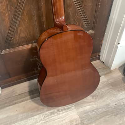 Yamaha cg101a classical acoustic guitar image 5