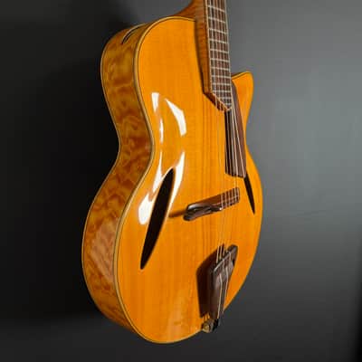 1996 McCurdy "Vie et Arte" Acoustic Archtop with One Piece Back image 7