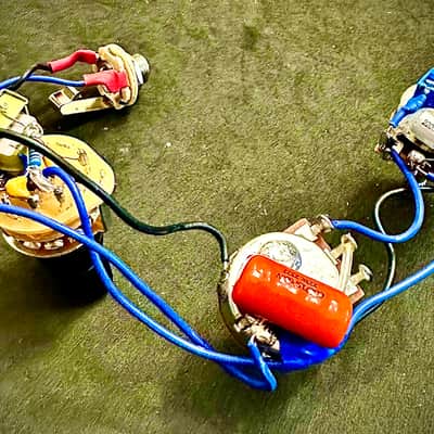 Spector Bass Pickups and Tone Pump JR Preamp | Reverb