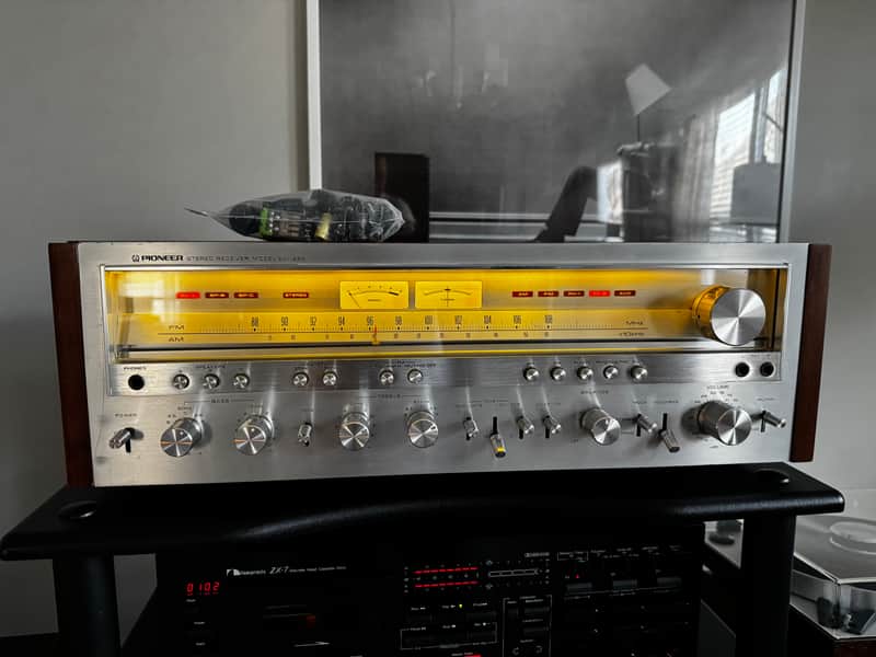 Pioneer SX-1250 160-Watt Stereo Solid-State Receiver 1976 - 1978 - Silver image 1