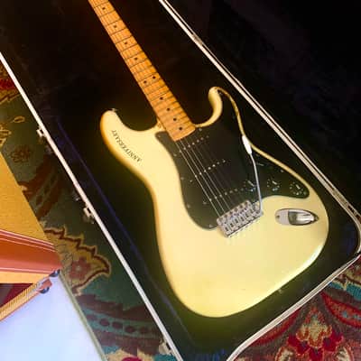 Vintage 1979 Fender 25th Anniversary Stratocaster in Original and Rare Pearl White Finish - All Original With a 4 Bolt Maple Neck and the Original Fender Embossed Logo Case image 1