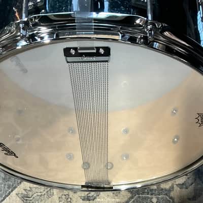 Ludwig Classic Maple Snare Drum - 6.5 inches x 14 inches, Hybrid Black Sparkle image 11
