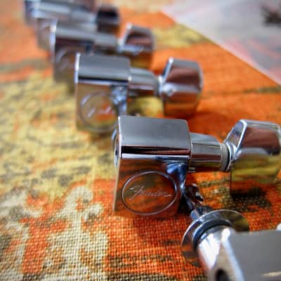 Vintage Fender Guitar Tuners (6) on a side Deluxe Model 1972-1982 - Chrome with Chrome Button image 4
