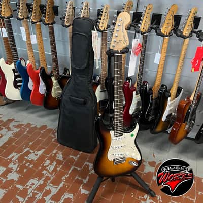 Squier Stratocaster Standard Flamed Maple Sunburst + Bag image 9