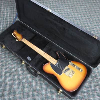 1980s Valley Arts USA Pre-Samick Custom Pro T-Style Light Burst! w/case image 10