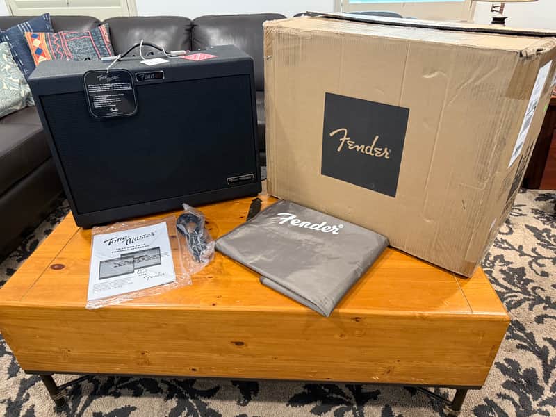 Fender Tone Master FR-12 1000-Watt 1x12" Active Guitar Speaker Cabinet 2023 - Present - Black image 1