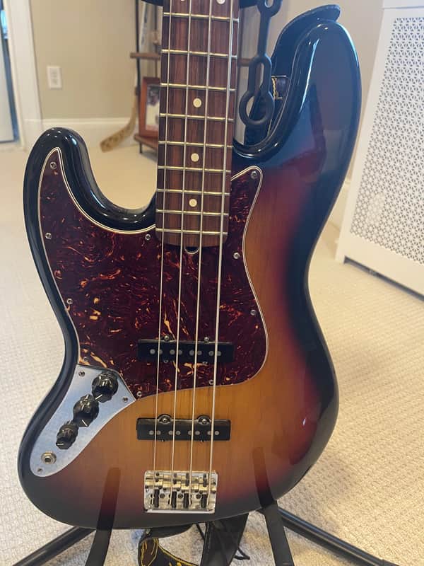 Fender Player Jazz Bass Lefty - 3-Color Sunburst image 1