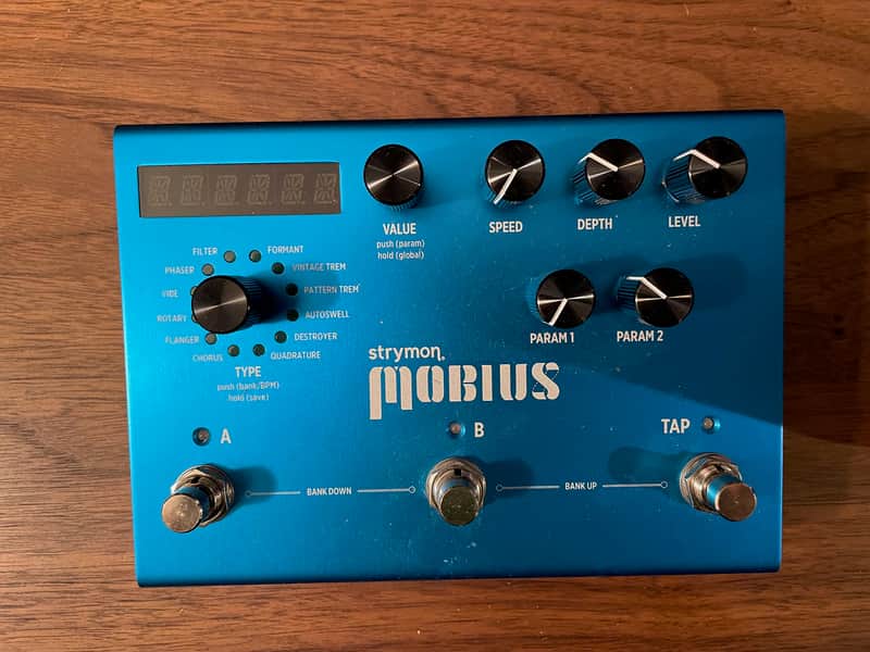 Strymon Mobius