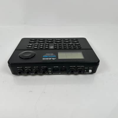 Alesis SR-16 24 Bit Digital Drum Machine image 5