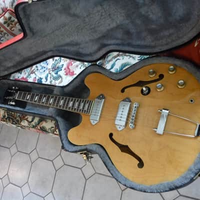 2006 Epiphone Casino w/ Hardshell case - Made in Korea - Excellent image 5