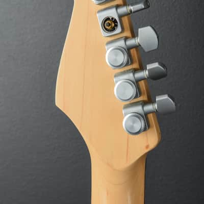 Fender USED Strat Plus Deluxe '91 image 8