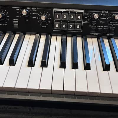 Korg SV2-73 key stage piano with soft case. image 3