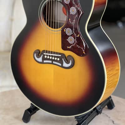 Epiphone Masterbuilt J-200 AGED VINTAGE SUNBURST image 2