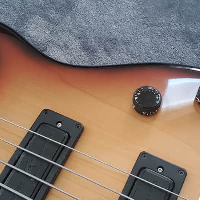 1989 Peavey Foundation FL 4 String Fretless USA Rare Electric Bass - Sunburst Finish image 11