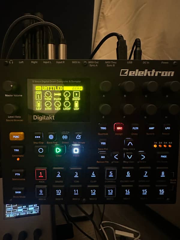 Elektron Digitakt 2017 - 2024 - Black image 1