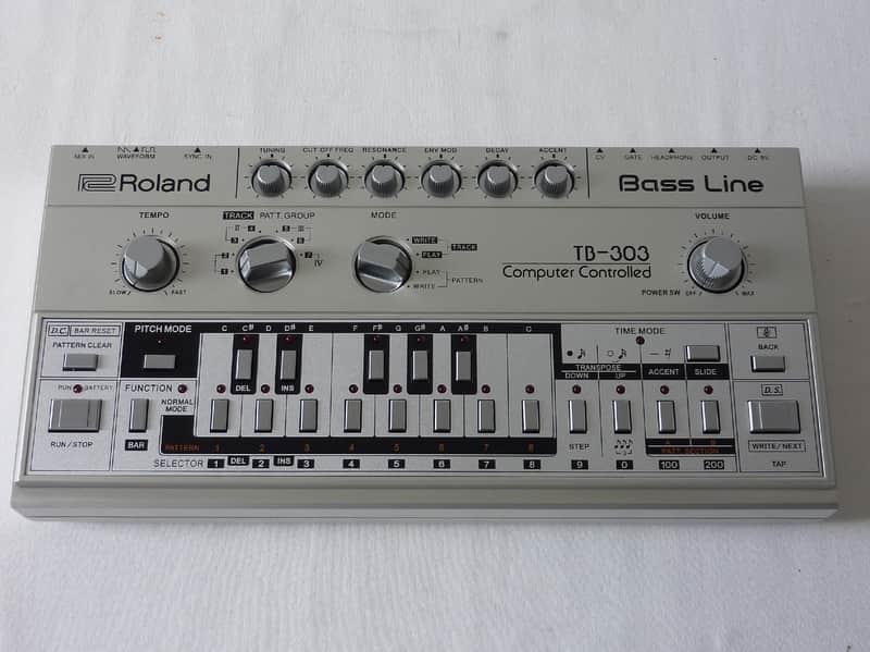 Roland TB303 Bass Line -Serviced image 1
