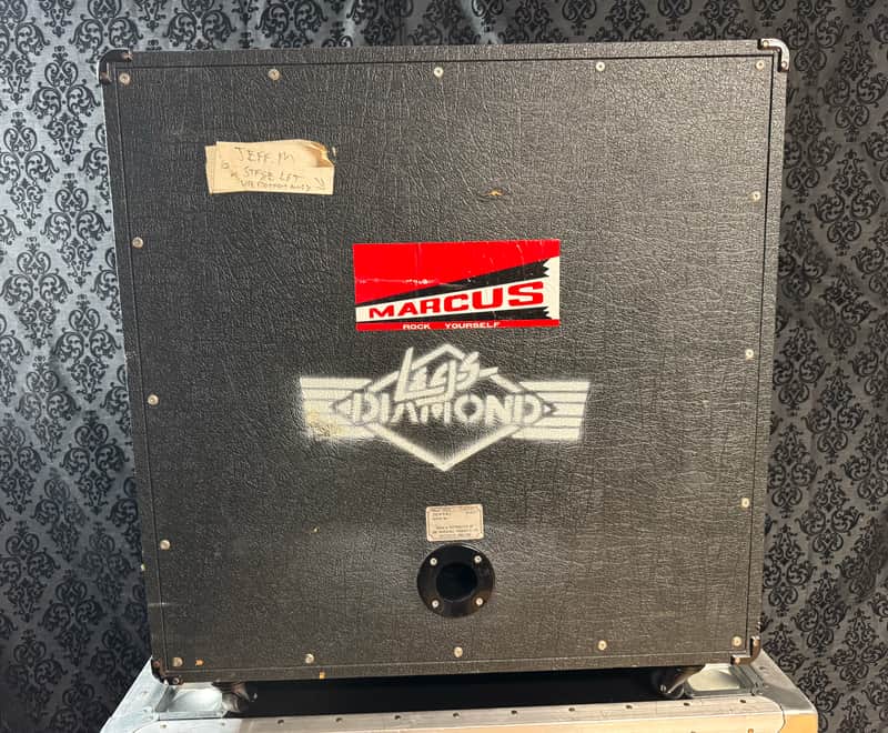 Marshall JCM 800 Lead Series Model 1960B 4x12