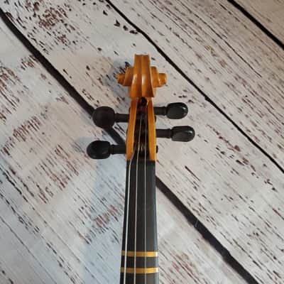 Cremona 1/2 size Violin with case and Glasser bow image 2
