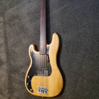 1978 Fender Precision Bass Left Handed Fretless image 3