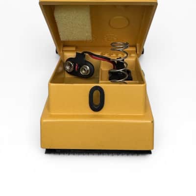 Boss AC-2 Acoustic Simulator (Silver Label) 1997 - 2006 - Yellow image 4