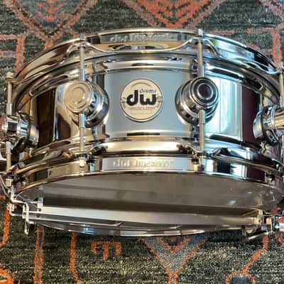 DW Collectors Series 5” x 14”True Sonic Snare Drum - Chrome Over Brass image 4