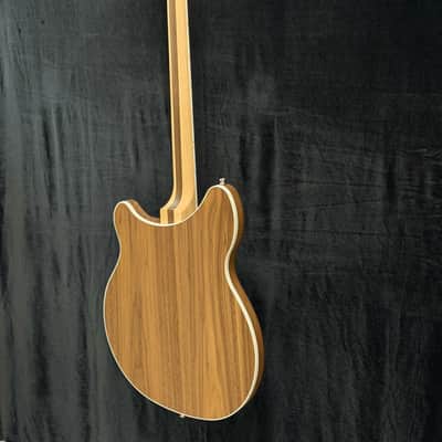 Rickenbacker 360W 2026 - Walnut image 9