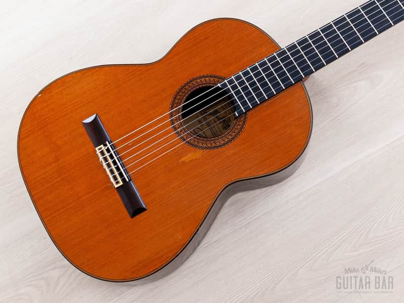 Immagine 1983 José Ramirez 1a Classical Nylon String Acoustic Guitar Cedar + Rosewood w/ Case - 1