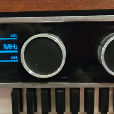Bose 901 Series II with Tulip Stands and Rare Bose 550 Receiver and EQ image 9