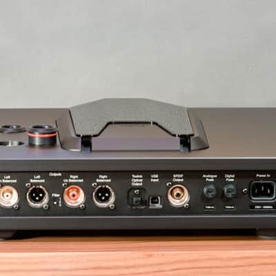Rega VALVE ISIS CD Player - NEW ! image 5
