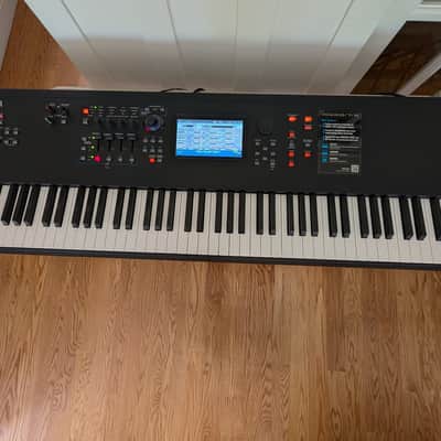 Yamaha MODX8 88-key Synthesizer/Keyboard