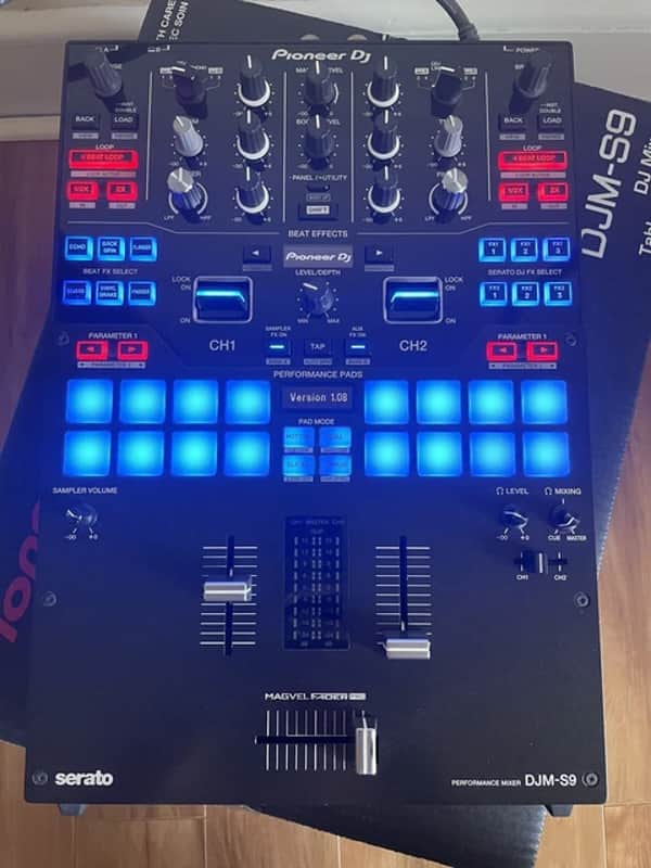 Pioneer DJM-S9 2-channel Mixer for Serato DJ | Reverb