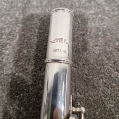 Amati Kraslice AFL212 - Flute - Silver Plated - Excellent w/ Hard Case & Manuals image 9