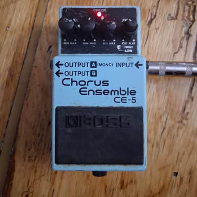 Boss CE-5 Chorus Ensemble (Blue or Pink Label) 1991 - 2001 - Blue image 1