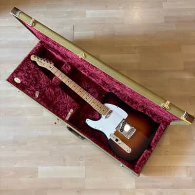 Fender -  LEFTY Player Telecaster (Maple- 3TSB) w/ Fender Tweed HD Case (2018)- USED image 11
