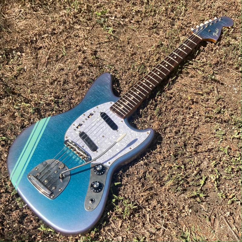 Feelgood/Fender Jag-Stang Done Right - Light Competition Burgundy