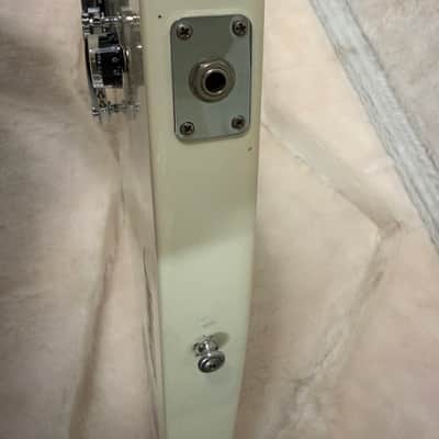 Gibson Guitar Of The Week #47 '84 Explorer Reissue 2007 - Alpine White image 11
