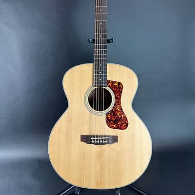 Used Guild BT240E Baritone w/case TSU17832 image 2