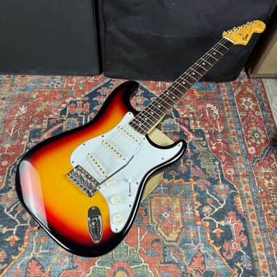 *Video* Tokai Gold Star Sound Stratocaster  3 Tone Sunburst  - 1980’s image 5
