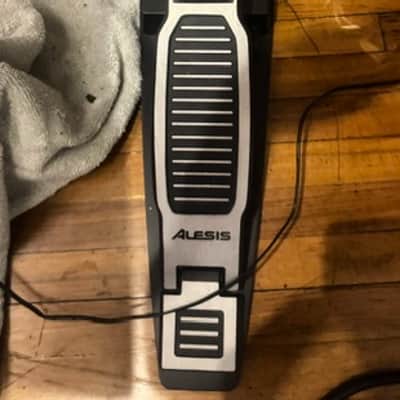 Alesis DM10 Studio Kit Electronic Drum Set 2010s - Black image 7